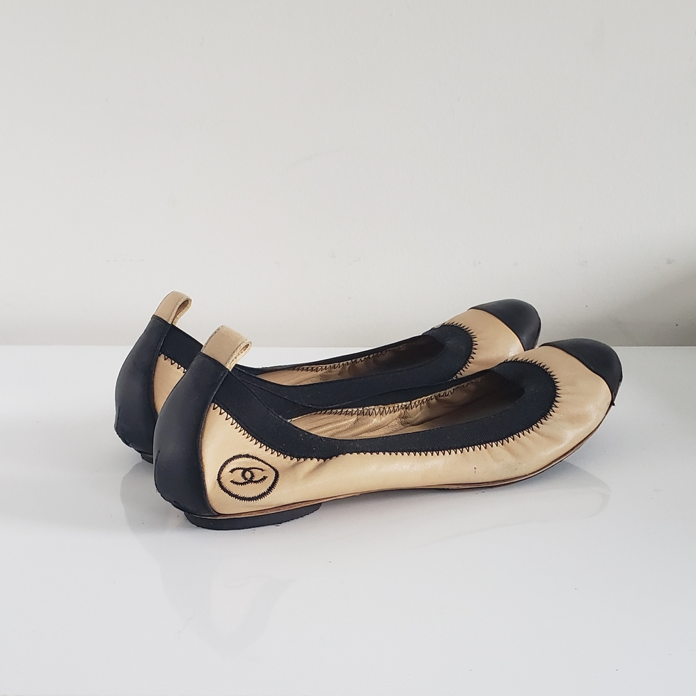 Chanel Classic Two-Tone Leather Ballet Flats - Embroidered Logo